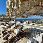 Mira Paros - Luxury Villa Parasporos