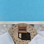 Mira Paros - Luxury * Parasporos
