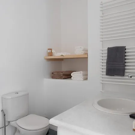 Mira - Luxury * Parikia (Paros)