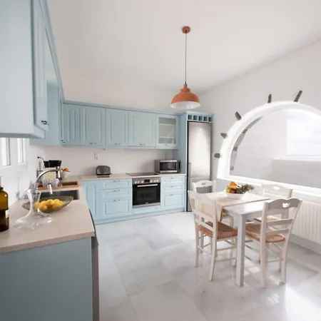 Villa Mira Paros - Luxury Parasporos