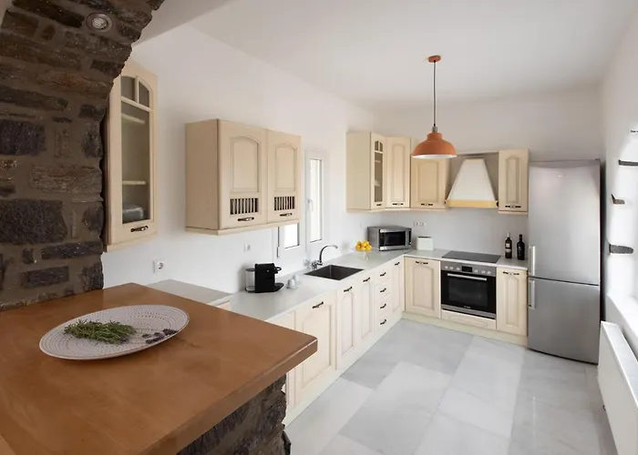 Mira Paros - Luxury パラスポロス