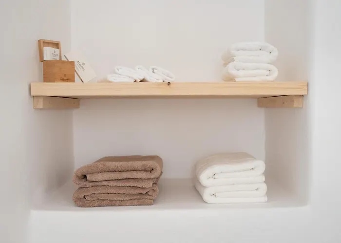 Villa Mira Paros - Luxury Parasporos